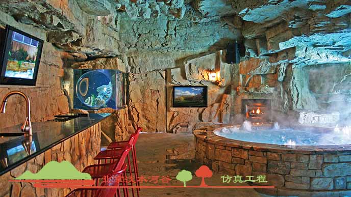 玻璃鋼假山制作在新疆吐魯番會所施工完畢，效果似真山