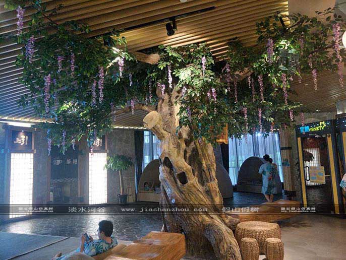 養(yǎng)眼的仿真樹(shù)會(huì)為你的家居裝飾添加熱點(diǎn)