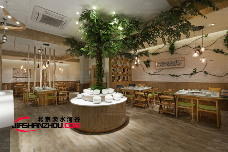上海海底撈黑橡樹(shù)仿真樹(shù)實(shí)現(xiàn)把樹(shù)搬進(jìn)餐廳別有一番風(fēng)情