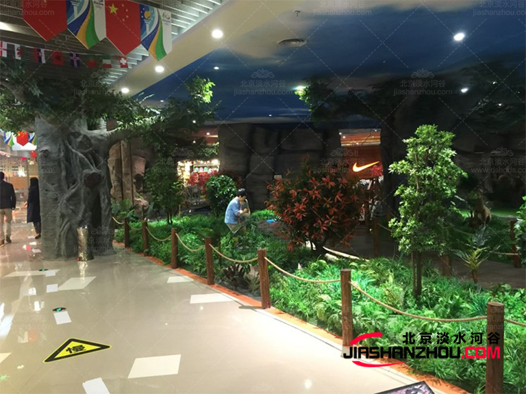 專注仿真樹(shù)品質(zhì)20多年打造世界高級(jí)品牌圣園工程一直在努力
