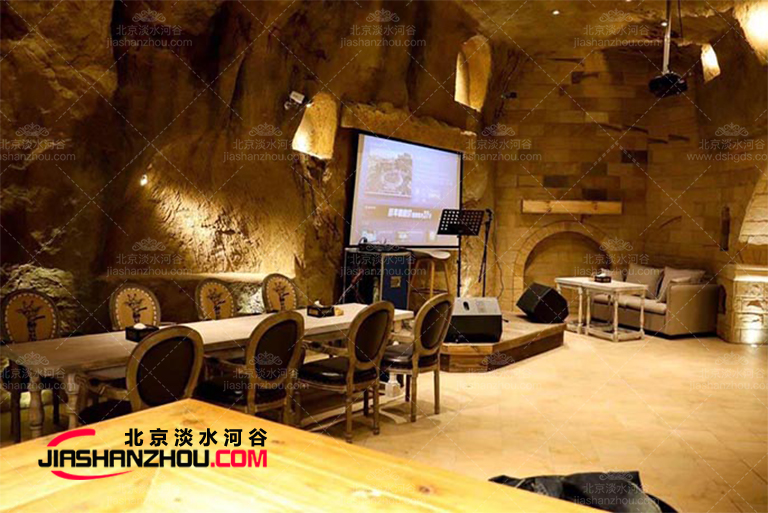 類(lèi)似上?？佣淳频甑娜蛑母G洞旅館