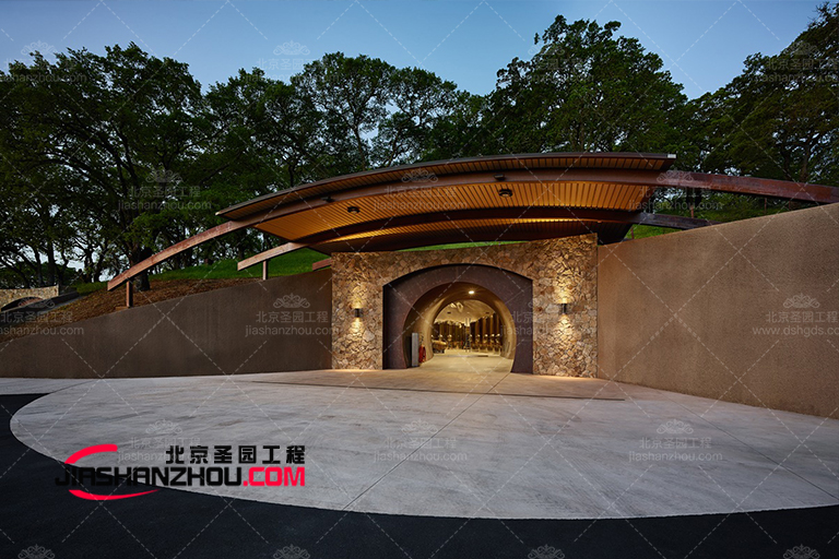 溫州“普吉島”仿真洞穴酒店臥室來(lái)了就不想離開(kāi)