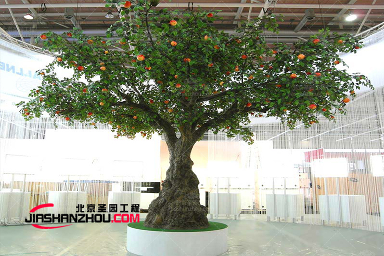 仿真假樹又一批作品出現(xiàn)了可用于酒吧會所等