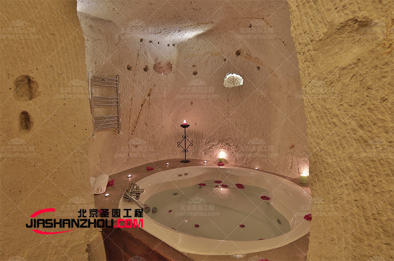 廣西桂林復(fù)古中式山洞酒店衛(wèi)浴設(shè)計