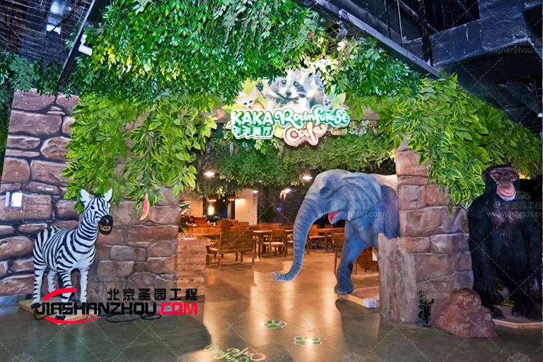 青山區(qū)如何用花園仿真樹營造一個舒適的室內(nèi)生態(tài)花園