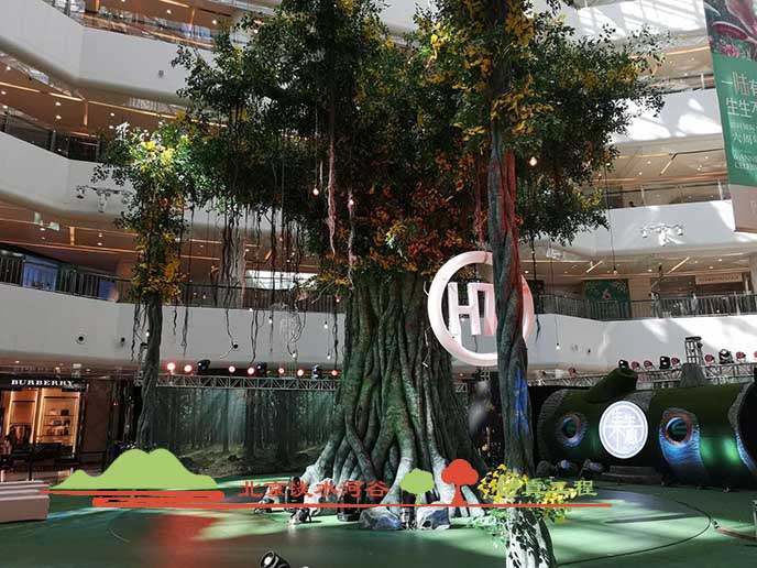 室內(nèi)仿真樹和室外仿真樹有什么樣的區(qū)別？