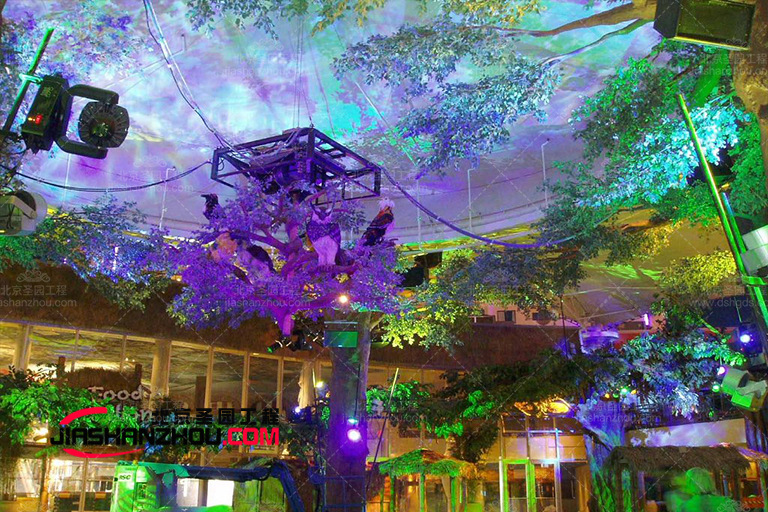 湖南仿真樹(shù)秋日餐廳的溫柔時(shí)光仿佛被萬(wàn)圣節(jié)小靈吻了嘴角