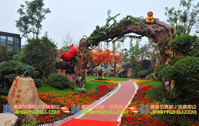 幼兒園生態(tài)感大門(mén)