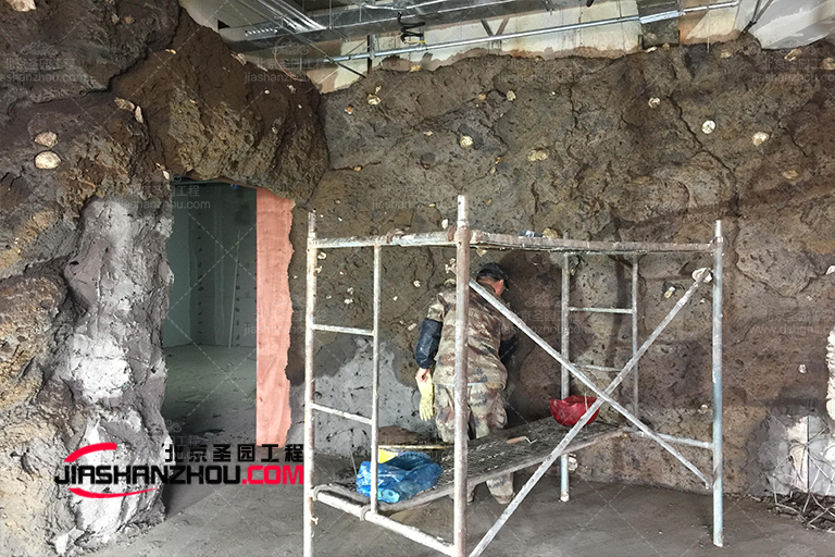 洞穴主題鹽療房.jpg 洞穴主題鹽療房