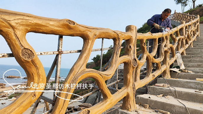 jimeng-2025-06-25-1413-正在施工制作的旅游區(qū)樓梯室外安全圍欄設(shè)計(jì)制作過程，美工正在施工制作，先用鋼筋焊接....jpeg